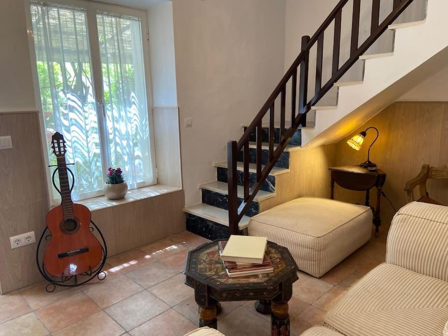 Charming 4 Bedroom Village Home With Patio Mijas Eksteriør bilde