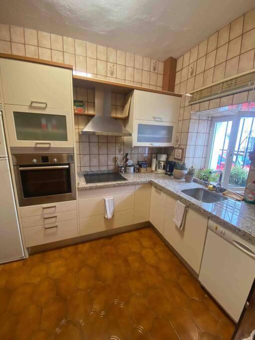 Charming 4 Bedroom Village Home With Patio Mijas Eksteriør bilde
